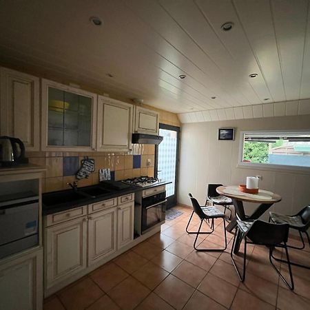 Appartement Type Loft Avec Terrasse シェルブール・アン・コタンタン エクステリア 写真