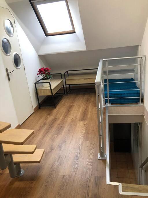 Appartement Type Loft Avec Terrasse シェルブール・アン・コタンタン エクステリア 写真