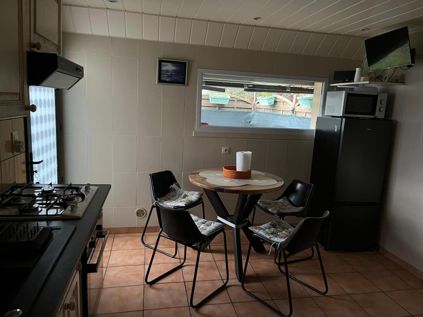 Appartement Type Loft Avec Terrasse シェルブール・アン・コタンタン エクステリア 写真
